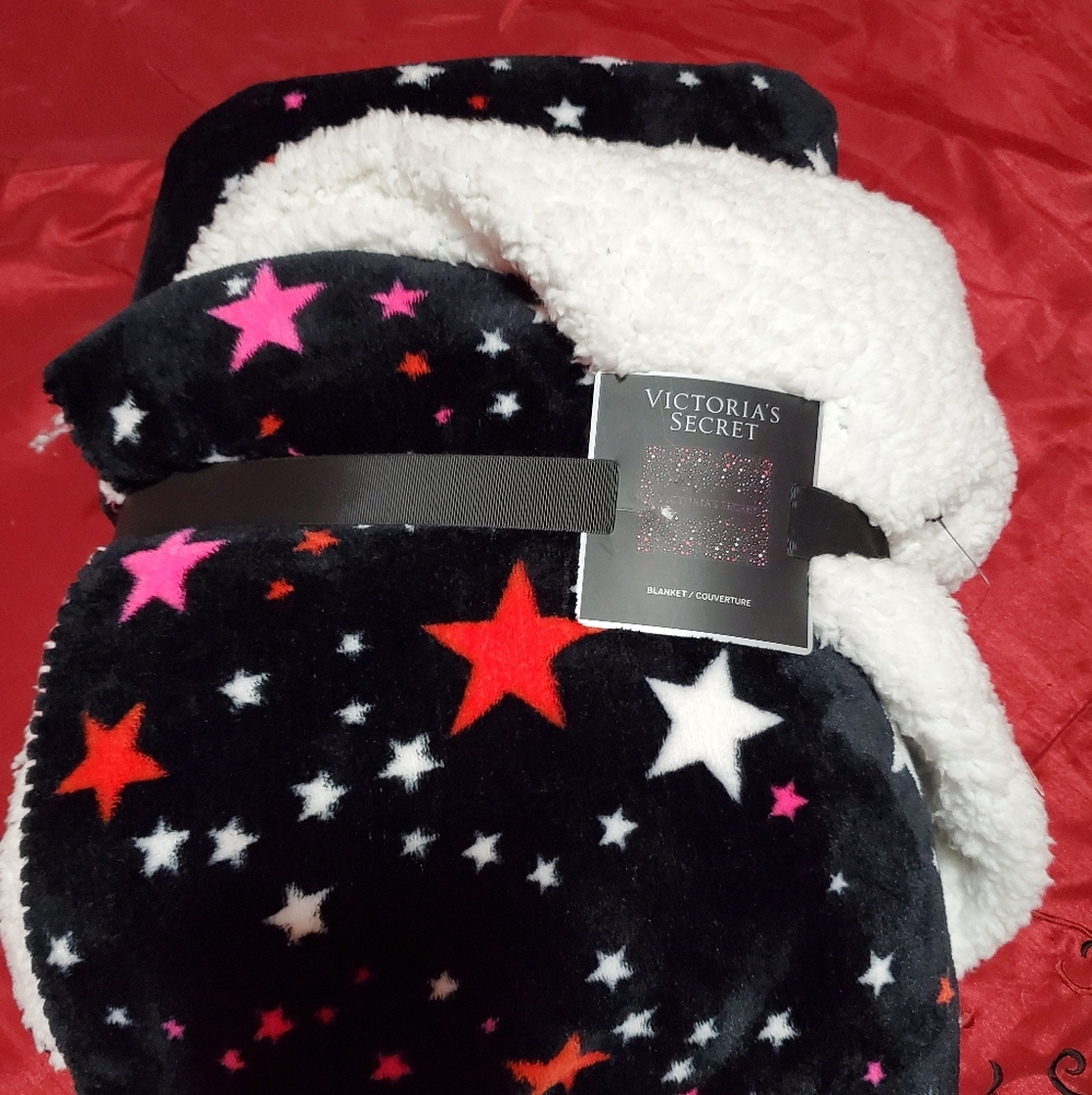 Sherpa blanket